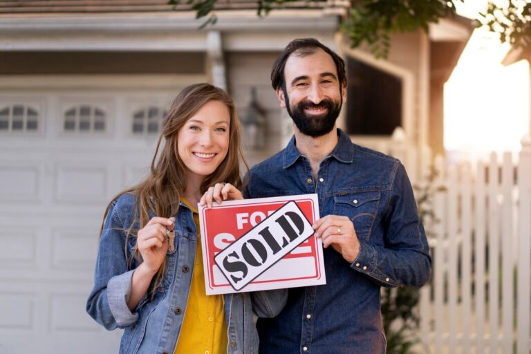 Don’t Get Left Behind: Essential Tips for Selling Your Home in Today’s Market